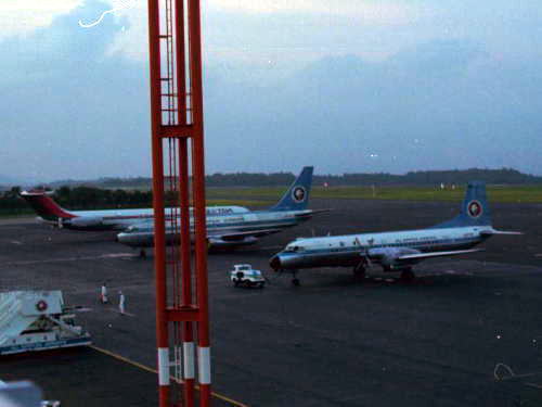 YS-11 B737 DC-9